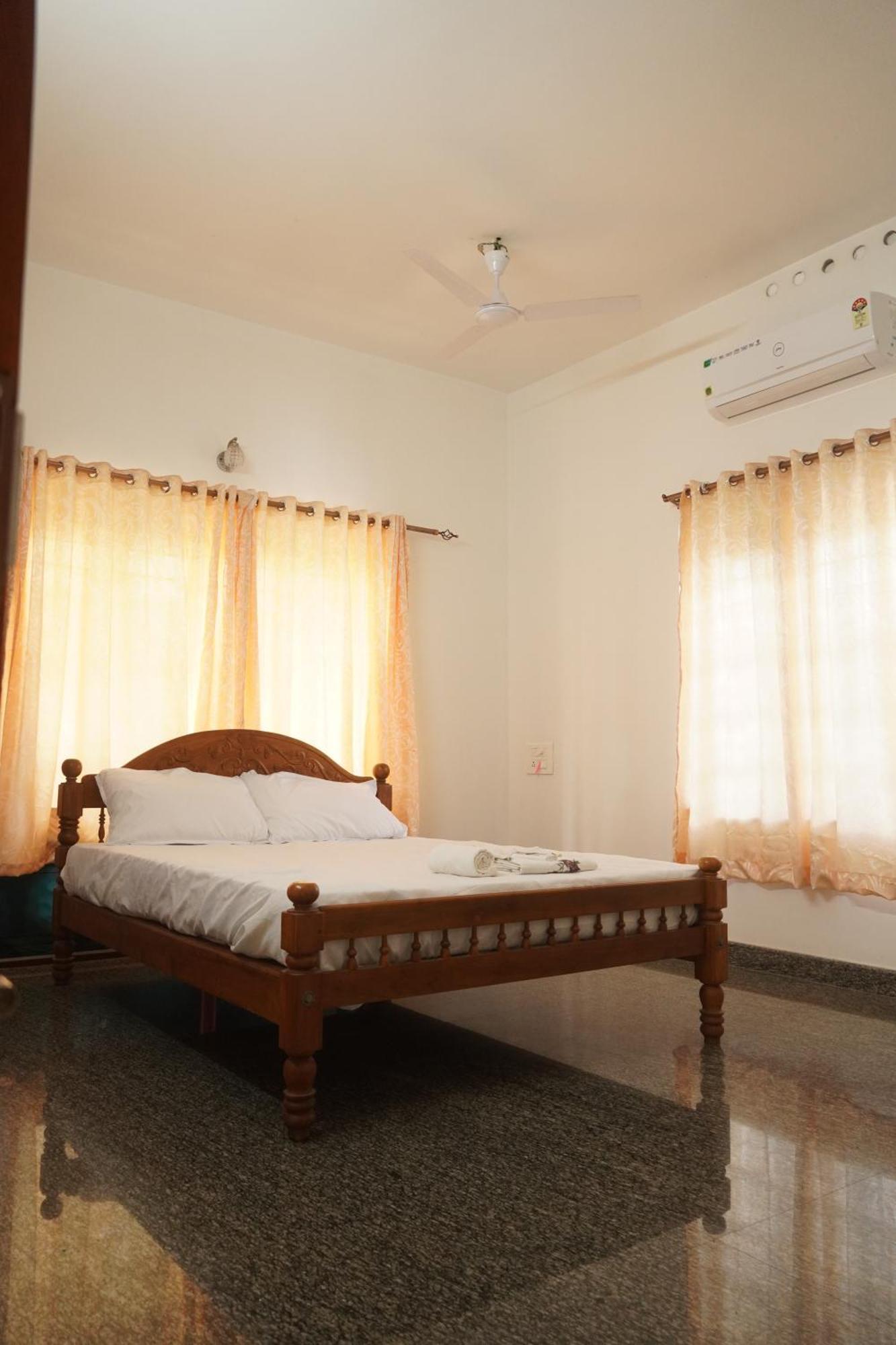 Joby Homestay Kadamakudy Kochi Ngoại thất bức ảnh